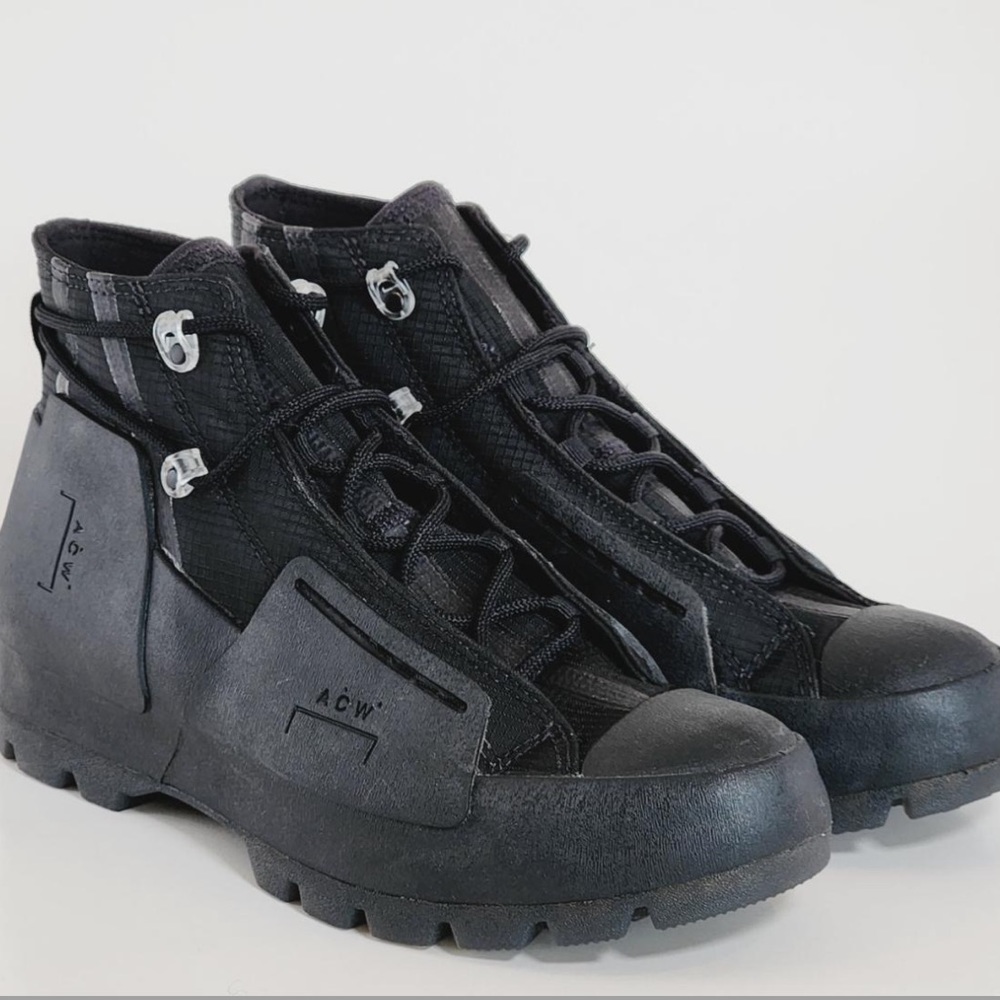 Converse Chuck Taylor All Star Lugged Hi
A-COLD-WALL Black